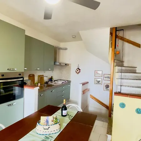 Nyaraló Casa Sottotorre, Relax Totale A Due Passi Dalla Calasetta